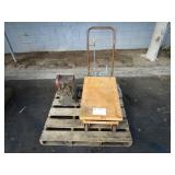 PALLET OF HYDRAULIC PUSH CART AND  RED DEVIL PAINT