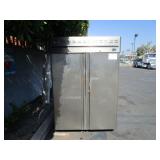 ASCEND COMMERCIAL FREEZER  MODEL NO. ATM-40F