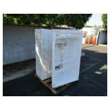 PALLET OF FIBER GLASS BATH TUB, TRUCK TOOL BOX, AN