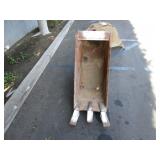 24" BACKHOE BUCKET ATTACHMENT