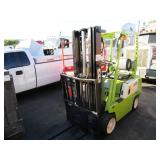 CLARK 3 STAGE FORKLIFT 4250 lb cap MODEL C500-50,