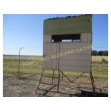 Light Green Deer Blind