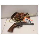 Dan Wesson 15-2 357 Mag w/Holster
