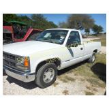 1997 White Chevy Pickup   KEY TITLE