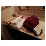 Bath Towels & Washcloths