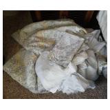 Linens - Double Bed Set