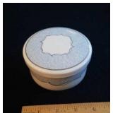 Wedgewood Venice covered box