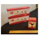 Department 56 Mickey Mouse fencing & topiary