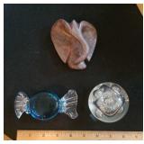 3 small paperweights & decor items