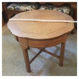 One drawer end table