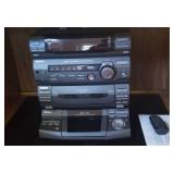 Sony Stereo system 4 piece LBT-D390