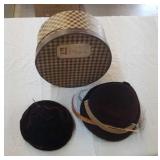 2 vintage hats & Wasson Dept Store hatbox