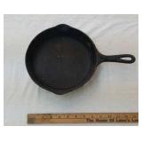 Cast iron skillet,  9.5 inches