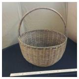 Large vintage wicker basket