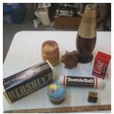 8 vintage coin banks: Globe, Hershey. Coke etc