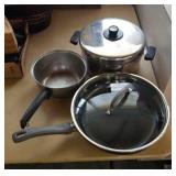Farberware frying pan & other pots and pans