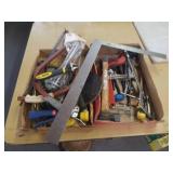 Hand tools: hammer, level and more