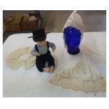 Porcelain Amish doll, bonnets, lace collar