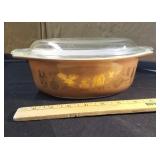 Pyrex 1.5 quart covered casserole