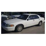 2003 FORD CROWN VICT 4 DOOR WHITE