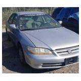 2001 HONDA ACCORD 4 DOOR SILVER