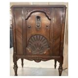 Philco Model 87 Lowboy Console Radio Approx.1929