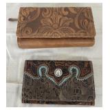 American west women's desert wildflower tri-fold