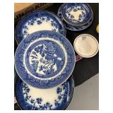 China ware ('willow') plate societeceramique
