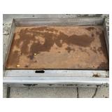 Flat top griddle cooker