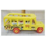 VTG. Fisher price Bus