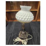 Vtg. Gone with the wind milk glass lamp