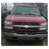 2004 CHEVROLET SILVERADO PICK UP RED