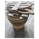 5 Vtg  Apple Baskets& lids