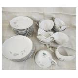 Vtg. Mikasa 11 cups 8 Desert plates 11cup p