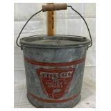 Falls City Round Minnow Bucket