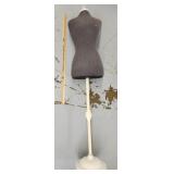 Mannequin dress form