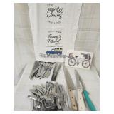 Dailey cheif silverware 35 butter knifes 50 f