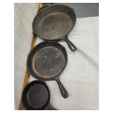3 Vtg Cast Iron skillets
