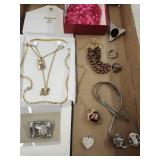 Vtg. Jewelry,