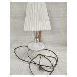 Vtg. Milk glass table lamp