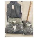 3 med. 32 Heat 32 cool vest , 1 XL 32 Heat vest