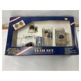 Hunter team set Dale Earnhardt ceramic and