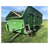 John Deere 115 Silage Wagon
