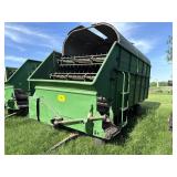 John Deere 115 Silage Wagon
