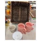 Sq Wicker Basket, 4 Coffee Cups, sm Flower Pot &