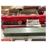 Camshaft bearing tool
