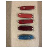 5 Victronix Swiss Army knives