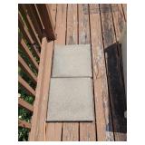 2 cement blocks
