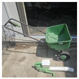 Scotts Speedy Gren 2000 lawn spreader w/ dust