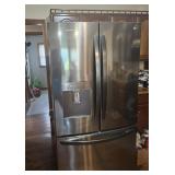 L G stainless refrigerator/freezer